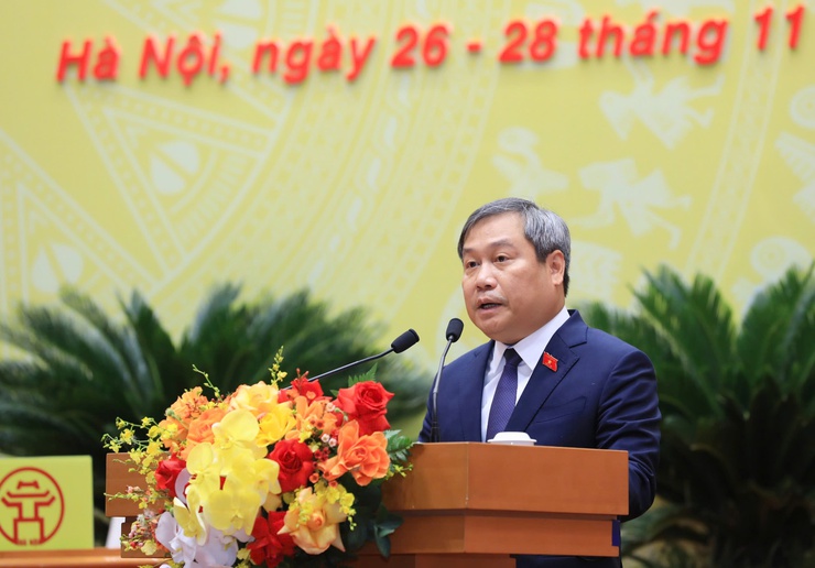 New Hanoi chairman Vu Dai Thang: People's happiness is highest standard- Ảnh 2.