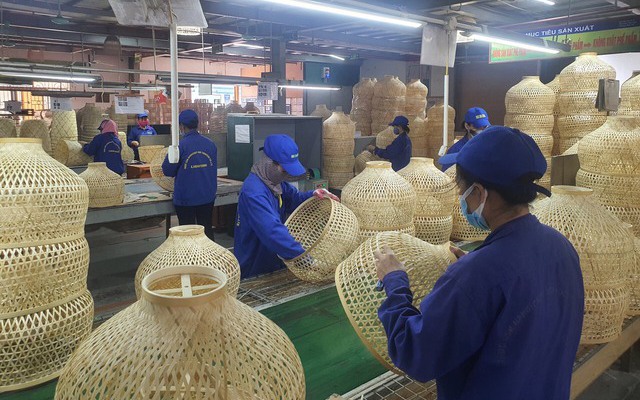 Công tác khuyến công đã và đang hỗ trợ mạnh cho sản xuất công nghiệp - tiểu thủ công nghiệp