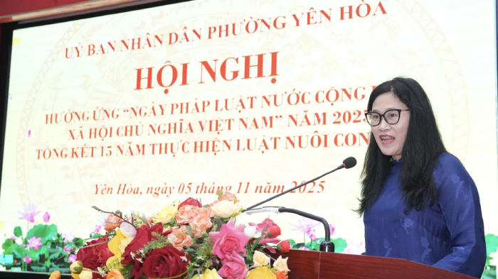 Yen Hoa Ward responds to Vietnam Law Day - Photo 2. Phường Yên Hòa hưởng ứng Ngày Pháp luật Việt Nam- Ảnh 2.