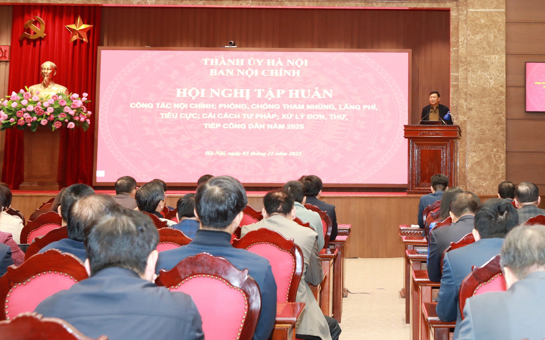 Các đại biểu dự Hội nghị tập huấn