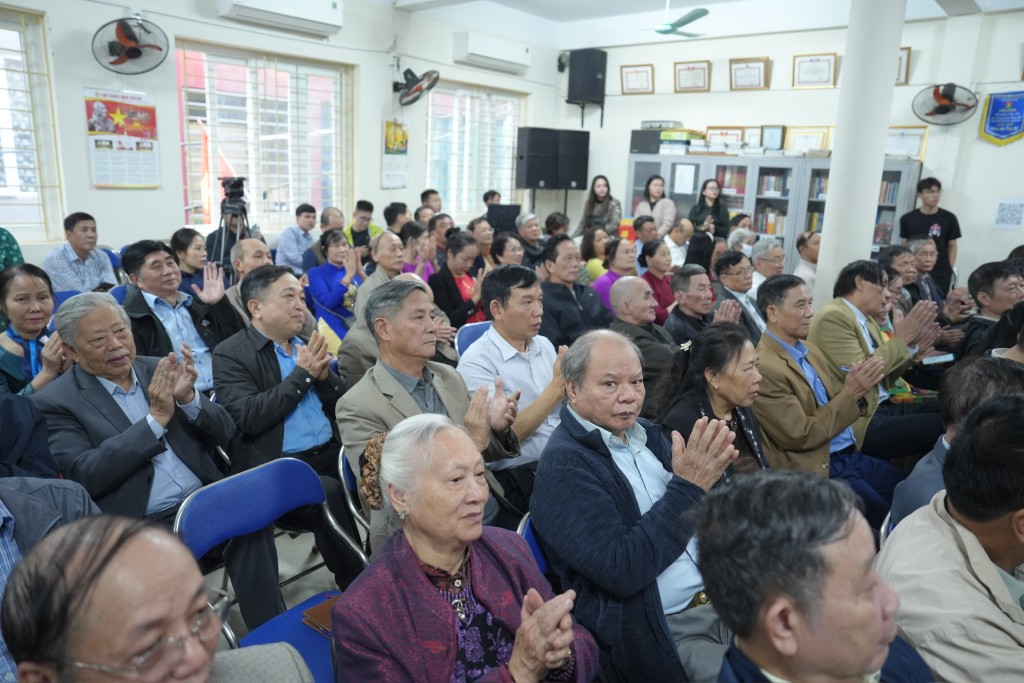 Phó Bí thư Thường trực Thành ủy Nguyễn Văn Phong dự Ngày hội Đại đoàn kết toàn dân tộc tại khu dân cư số 30- Ảnh 7.