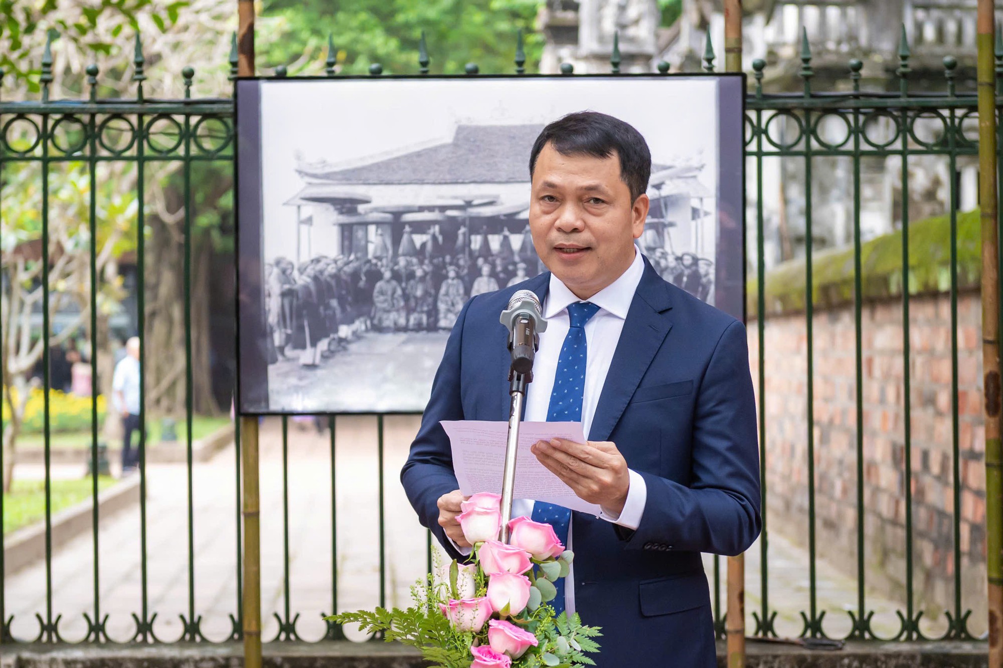 Triển lãm “Khoa thi Hương cuối thế kỷ XIX” thu hút đông đảo người xem- Ảnh 1.