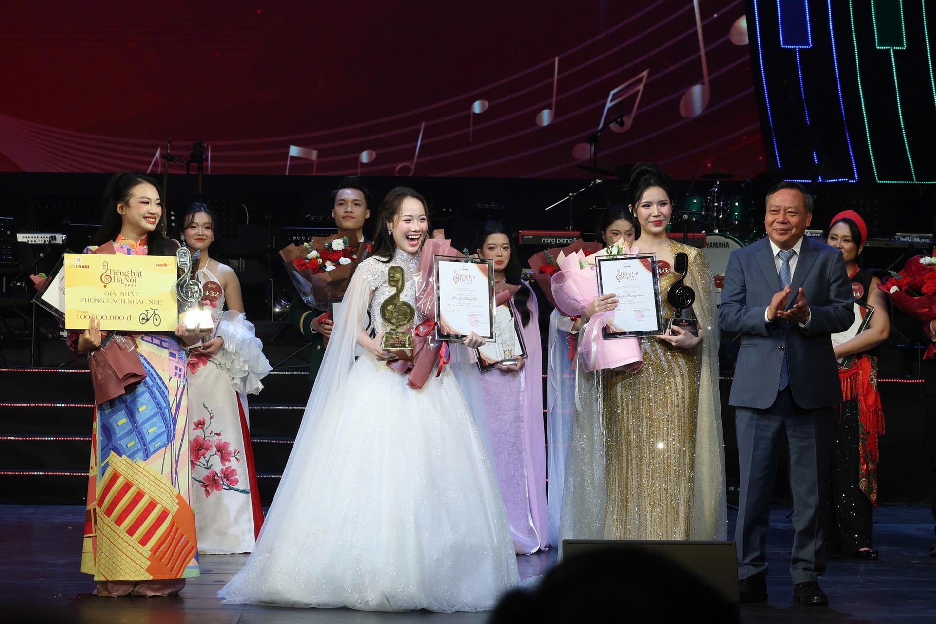 Chung kết Cuộc thi Tiếng hát Hà Nội 2025- Ảnh 1.