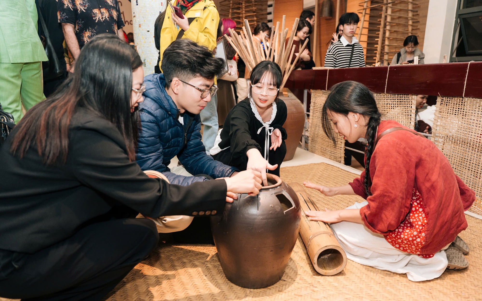 Khởi động Lễ hội Thiết kế sáng tạo Hà Nội 2026 vào ngày 10, 11/01/2026 tại Quảng trường Đông Kinh - Nghĩa Thục, khu vực nhà Bát Giác, các địa điểm, tuyến phố quanh hồ Hoàn Kiếm.