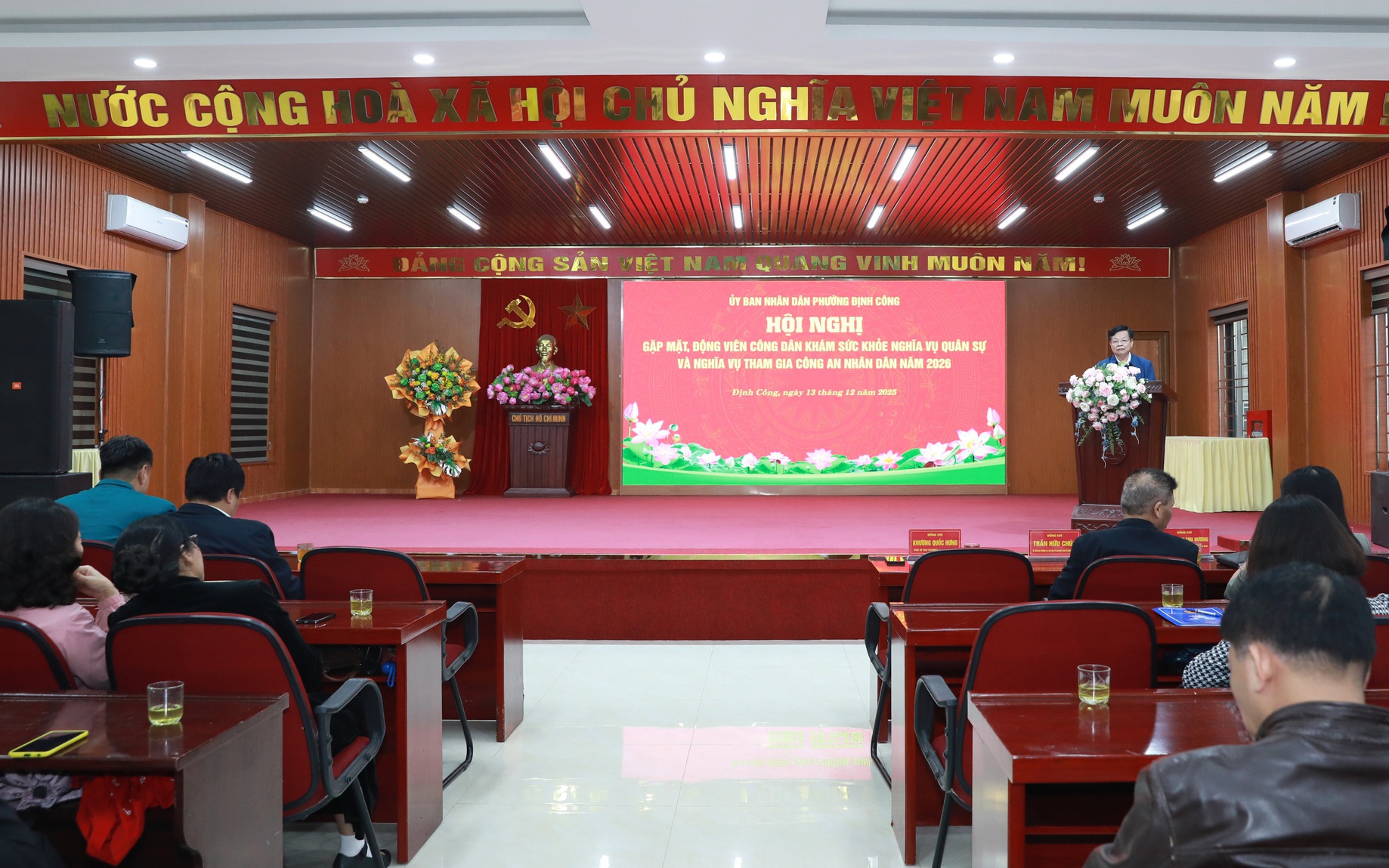 A konferencián részt vevő küldöttek Các đại biểu tham dự Hội nghị