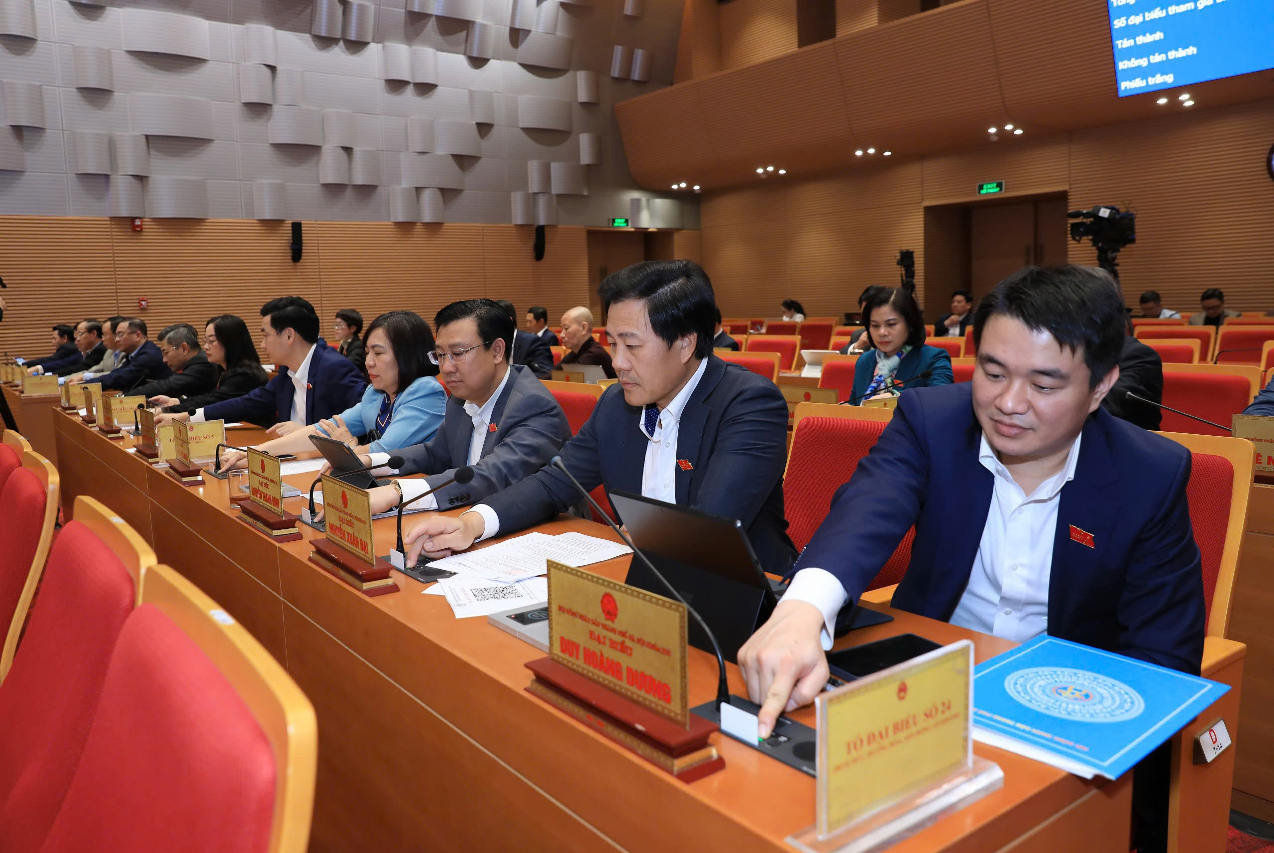 anh-1312-16-1765618949687982559270.jpg