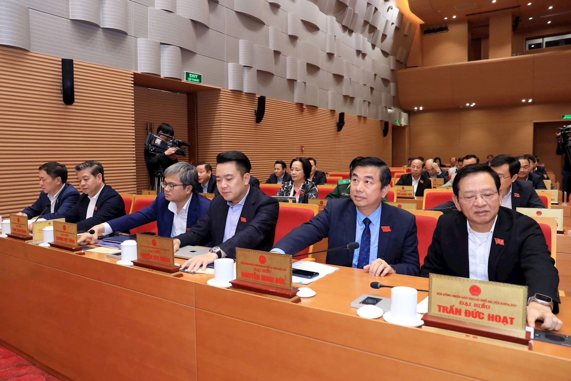 Bế mạc kỳ họp thứ hai mươi chín, HĐND thành phố Hà Nội khóa XVI- Ảnh 3.