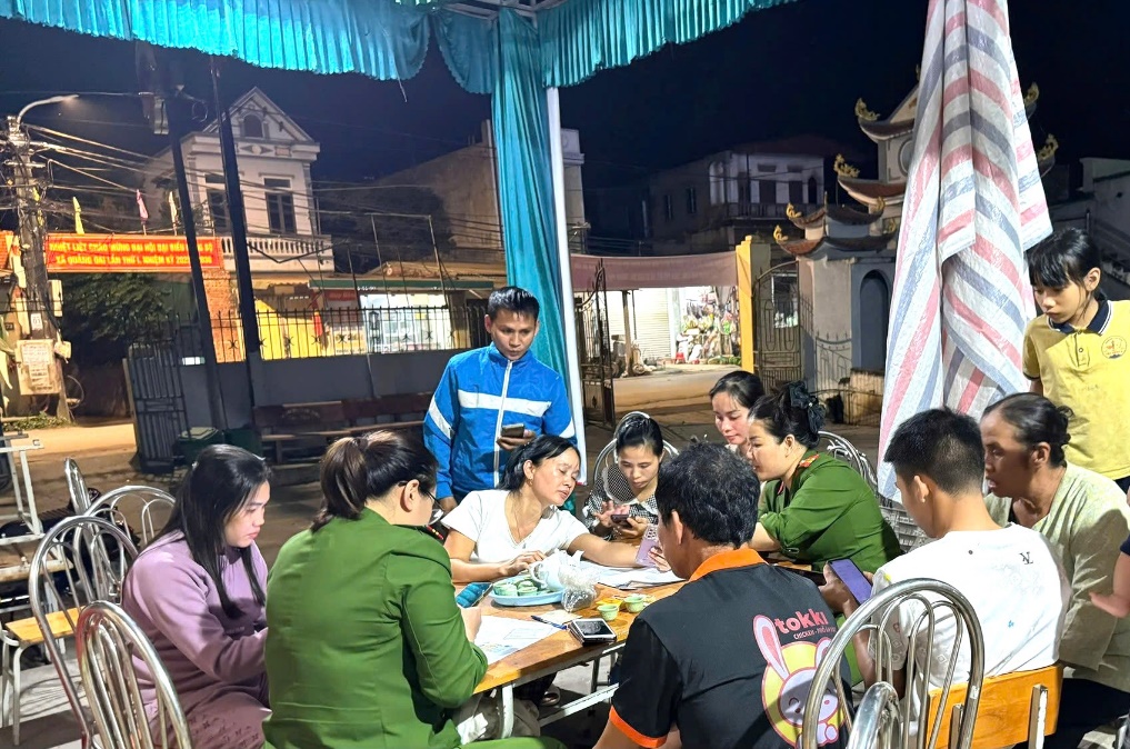 Khẩn trương, chính xác trong công tác làm sạch dữ liệu phương tiện tại xã Quảng Oai- Ảnh 3.