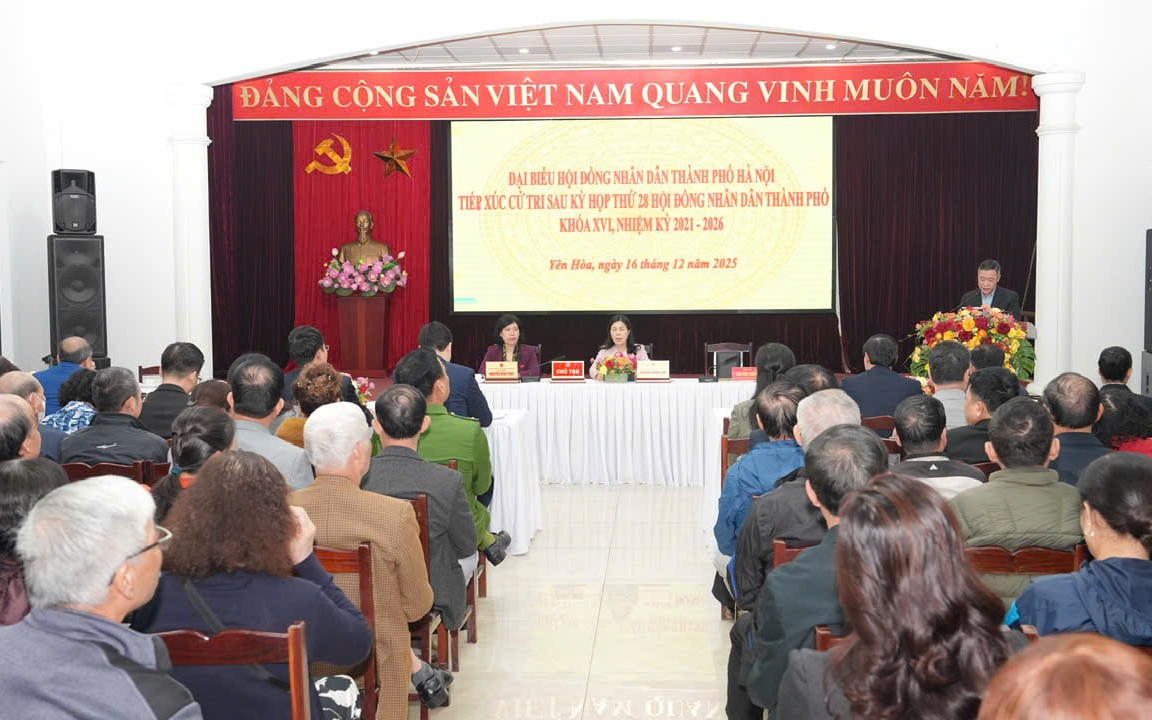 Quang cảnh buổi tiếp xúc