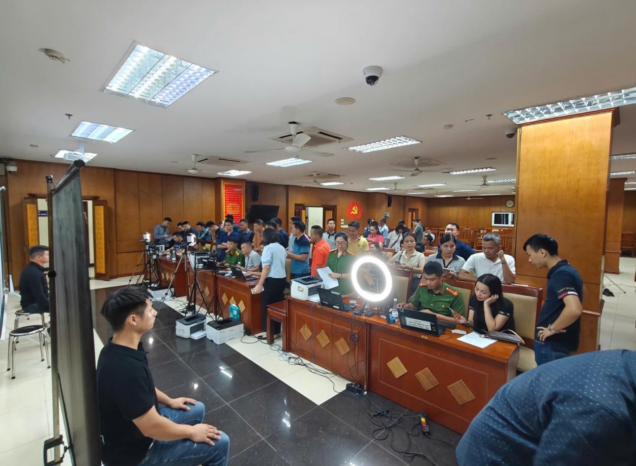 ảnh cấp thẻ Đảng