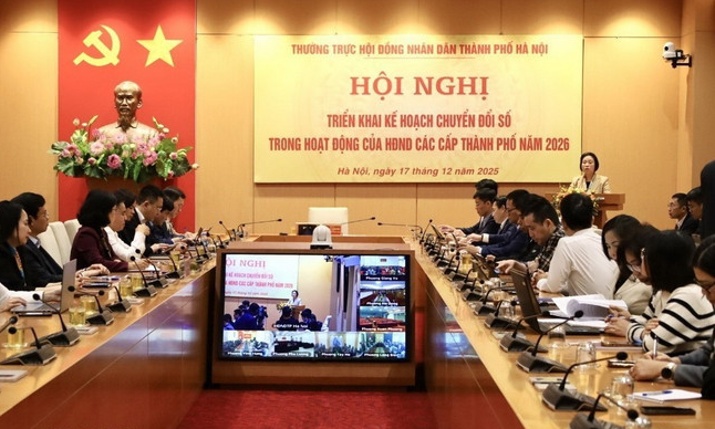 Hà Nội đẩy mạnh chuyển đổi số trong hoạt động HĐND, hướng tới kỳ họp không giấy tờ và giám sát số- Ảnh 1.