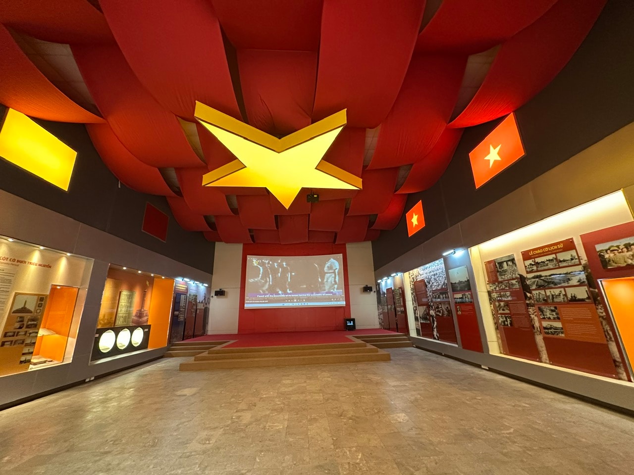 Khai mạc tour trải nghiệm “Ký ức Cột Cờ”- Ảnh 5.