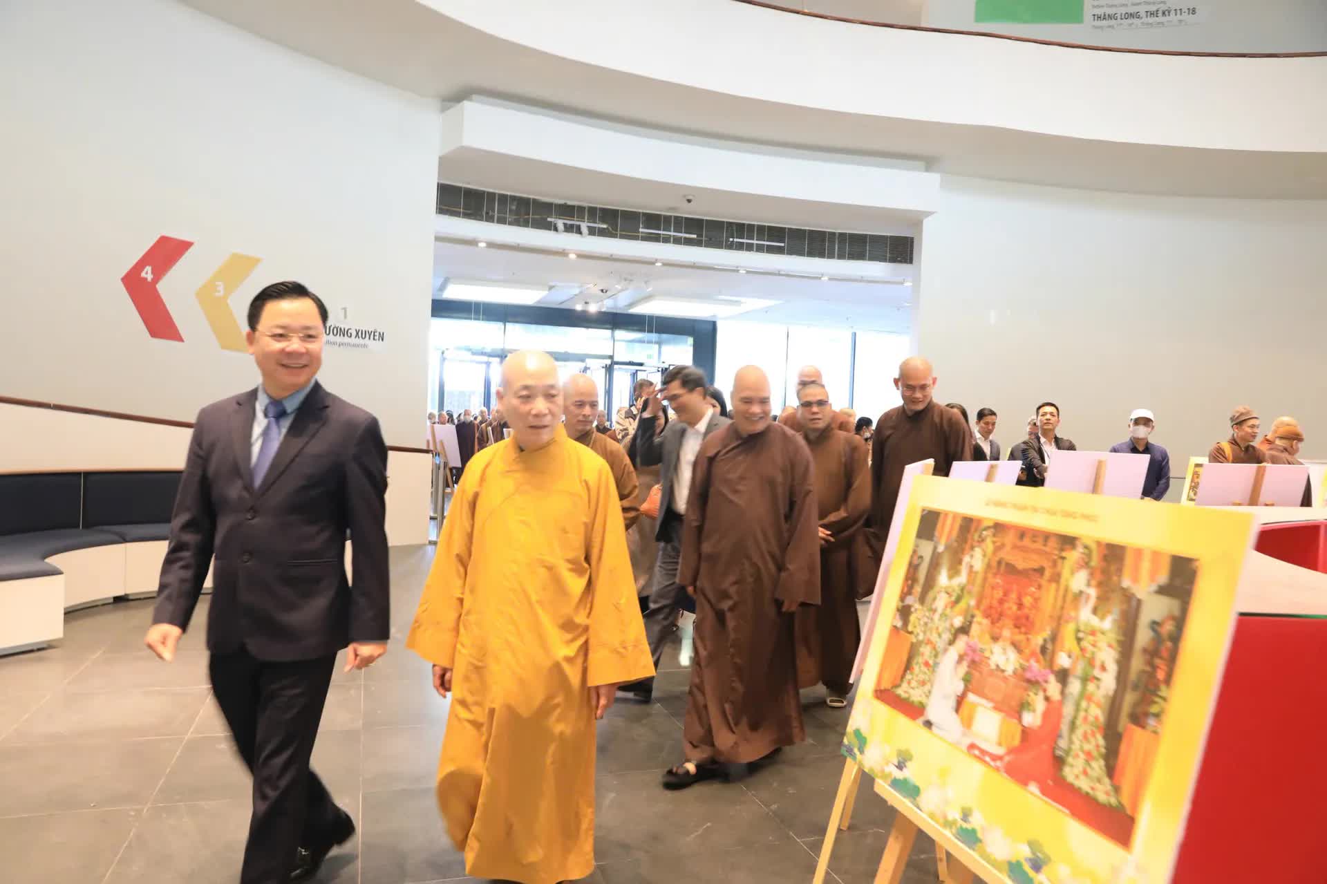 Khai mạc chuỗi hoạt động “Phật giáo đồng hành xây dựng và phát triển Thủ đô văn minh, hiện đại, hạnh phúc”- Ảnh 2.