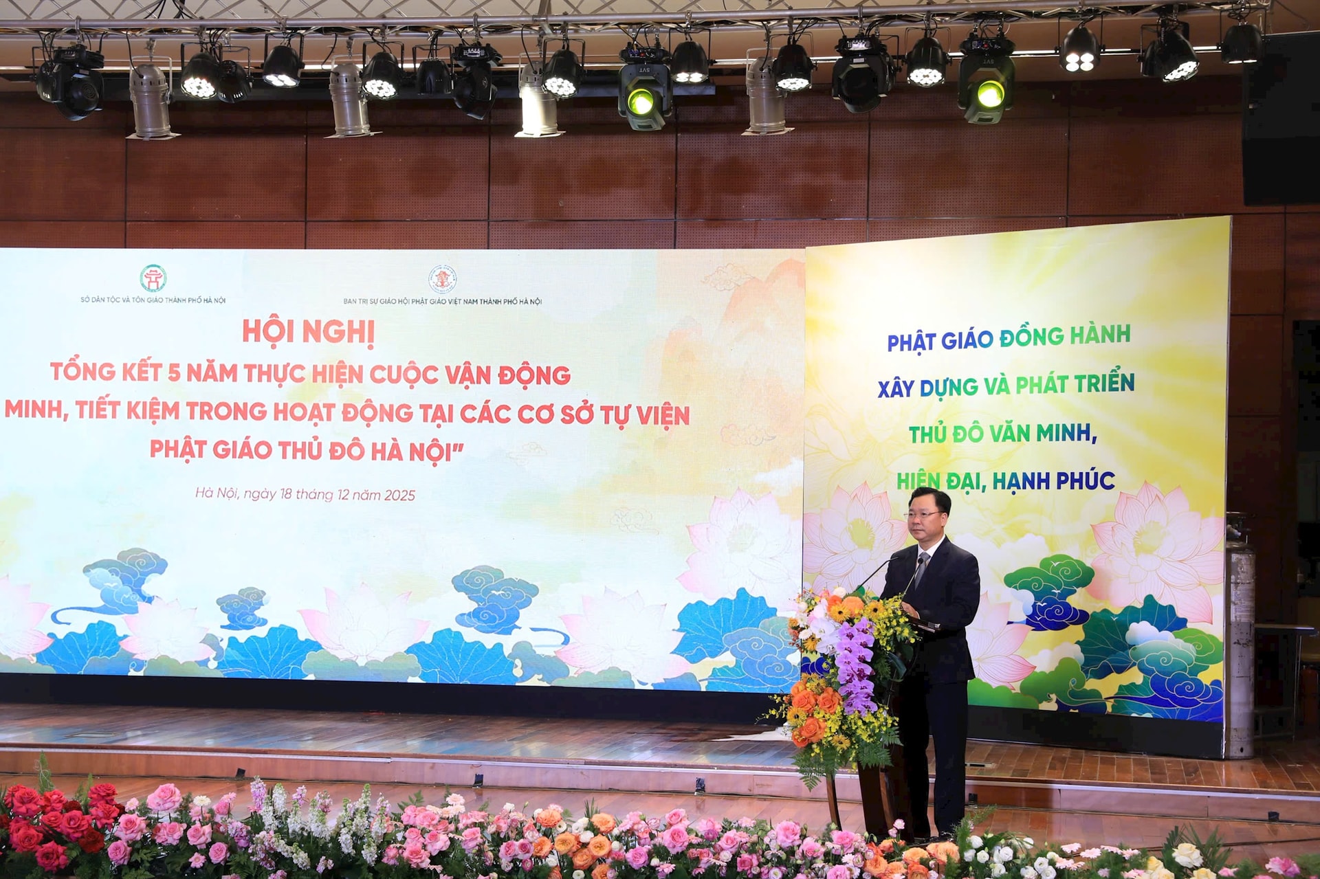 Phật giáo Hà Nội tiếp tục đồng hành, xây dựng Thủ đô văn minh, phát triển, hạnh phúc- Ảnh 4.