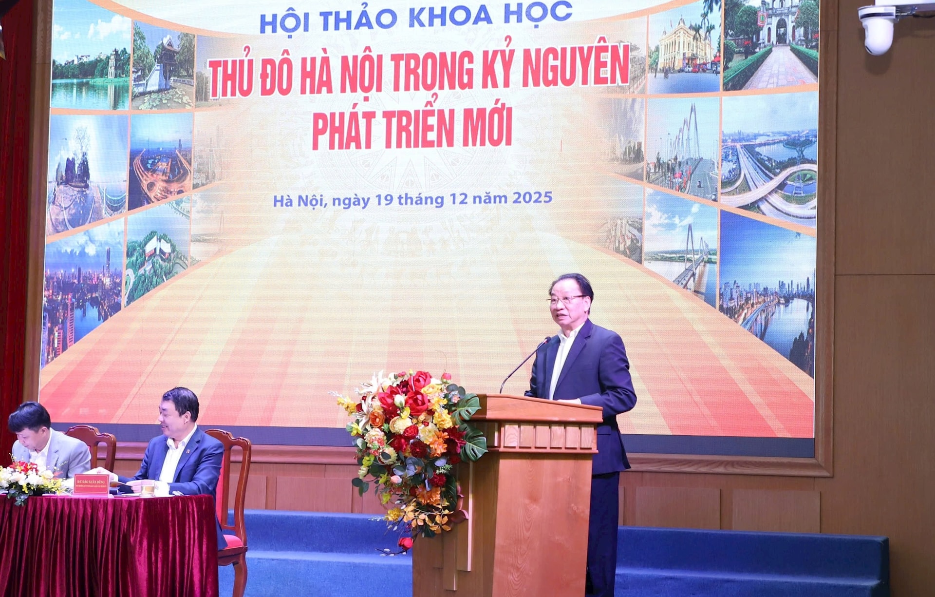 Hội thảo khoa học Thủ đô Hà Nội trong kỷ nguyên phát triển mới- Ảnh 3.