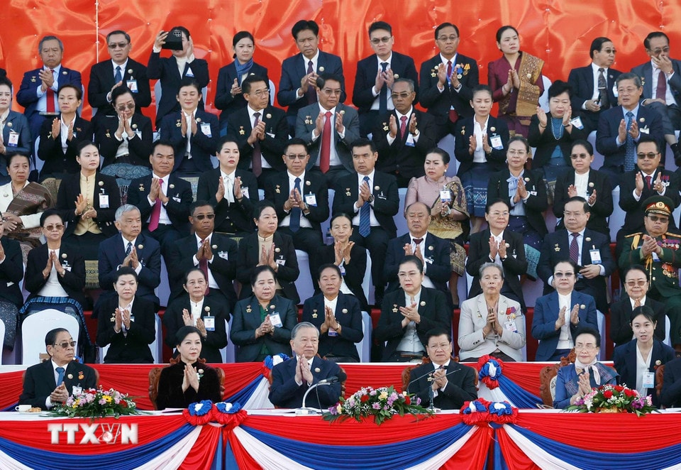Laos marks 50th anniversary of National Day celebrations- Ảnh 1.