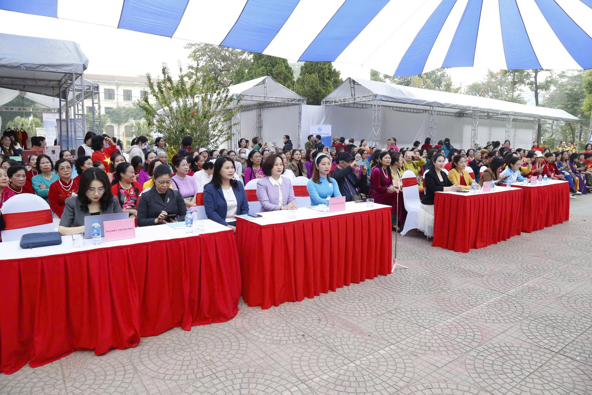 Phụ nữ Thủ đô đồng hành cùng hàng Việt Nam chất lượng cao năm 2025- Ảnh 1.