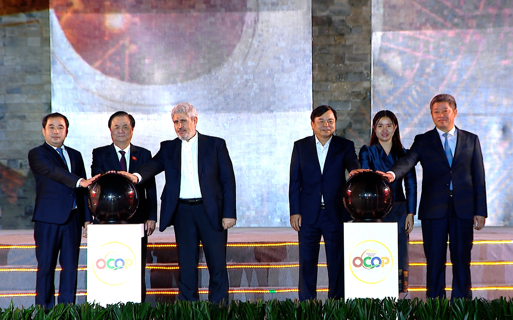 Khai mạc Festival OCOP Hà Nội 2025: “Việt Nam - Hội tụ và Lan tỏa”