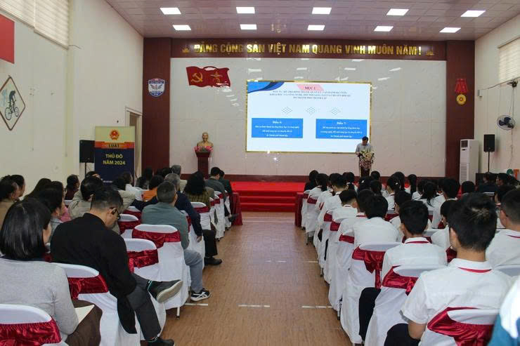 Phường Yên Sở đưa chuyển đổi số tới từng người dân trên địa bàn- Ảnh 1.