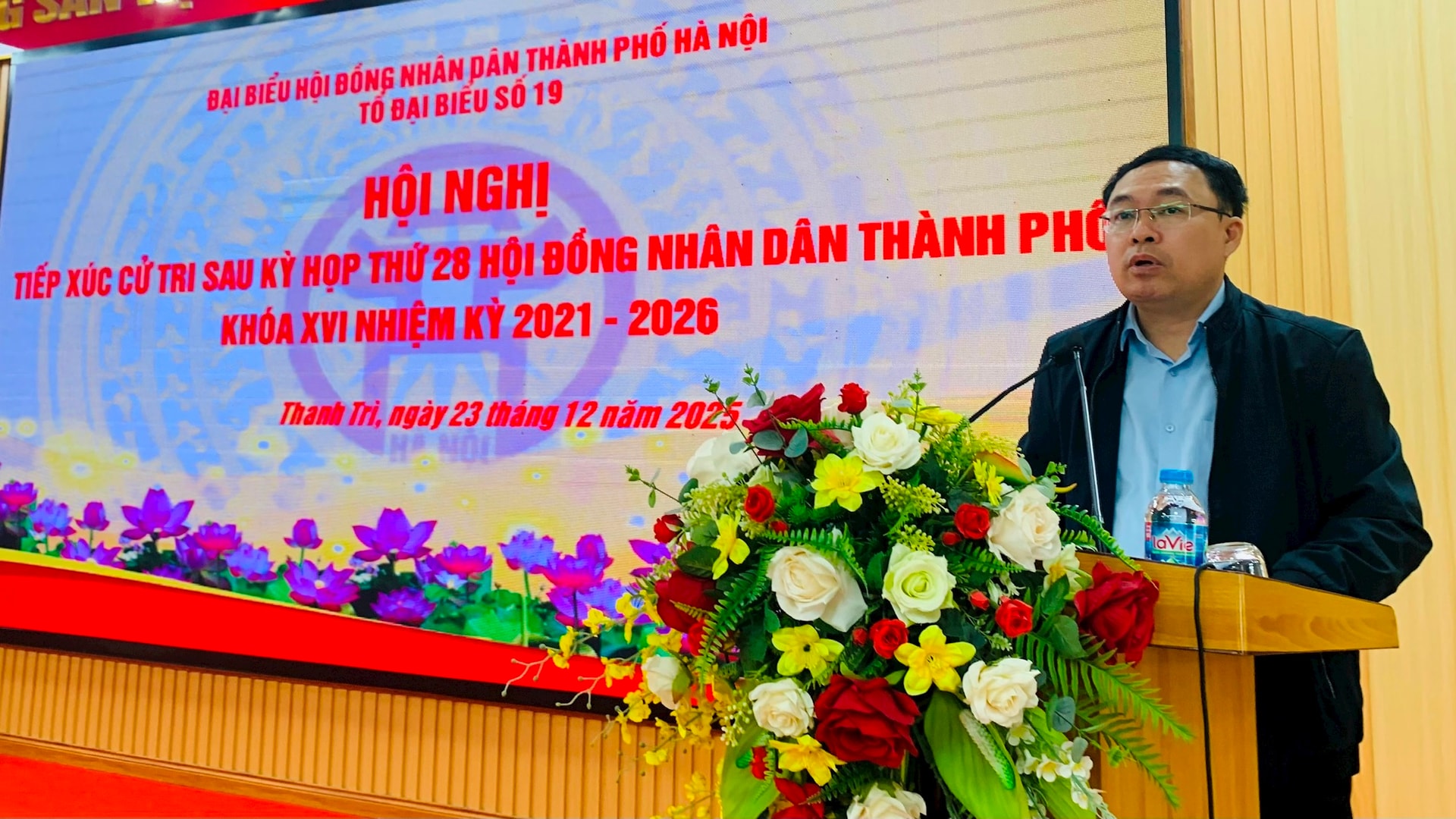 Cử tri kiến nghị giải quyết tình trạng ùn tắc giao thông trên các tuyến đường trọng điểm- Ảnh 6.