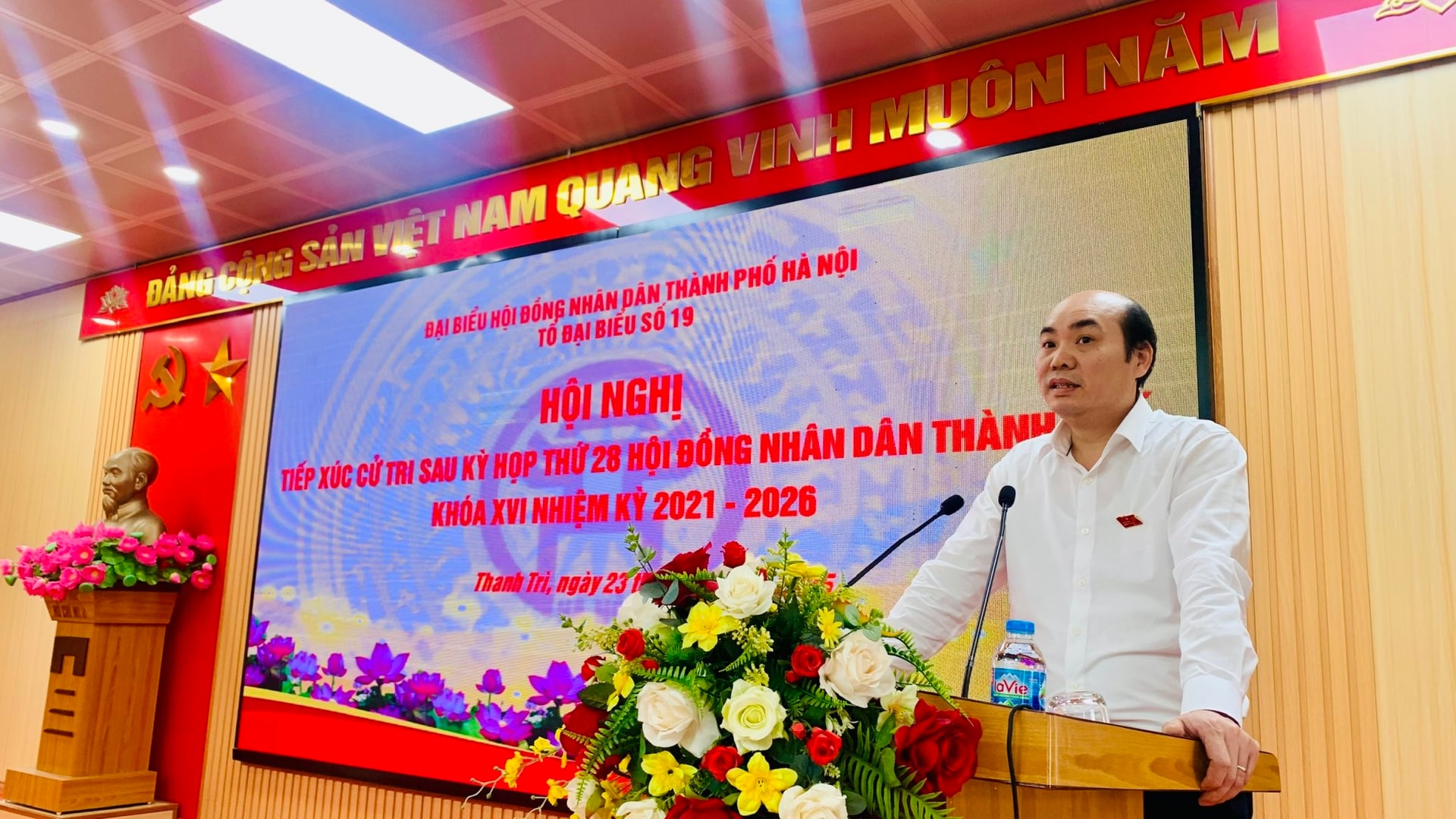 Cử tri kiến nghị giải quyết tình trạng ùn tắc giao thông trên các tuyến đường trọng điểm- Ảnh 7.