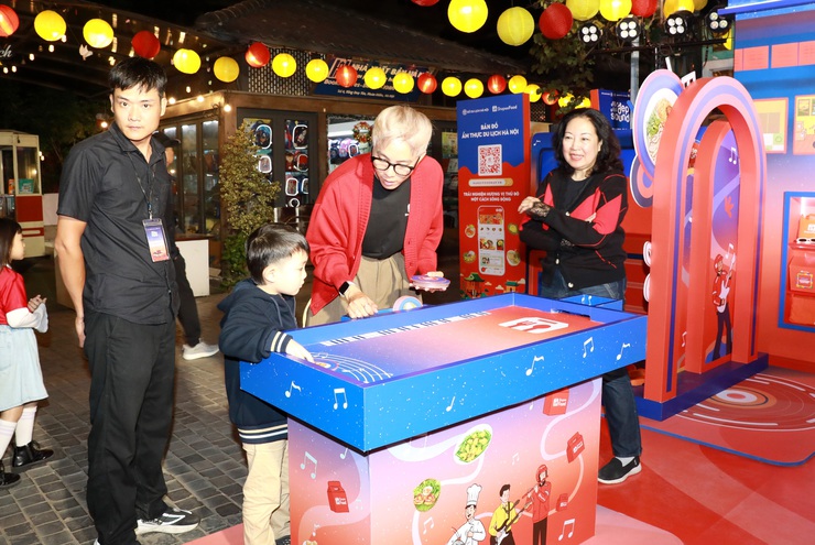 Hanoi launches Hanoi "Dep Sound Night" series enriching book street tourism experiences- Ảnh 5.