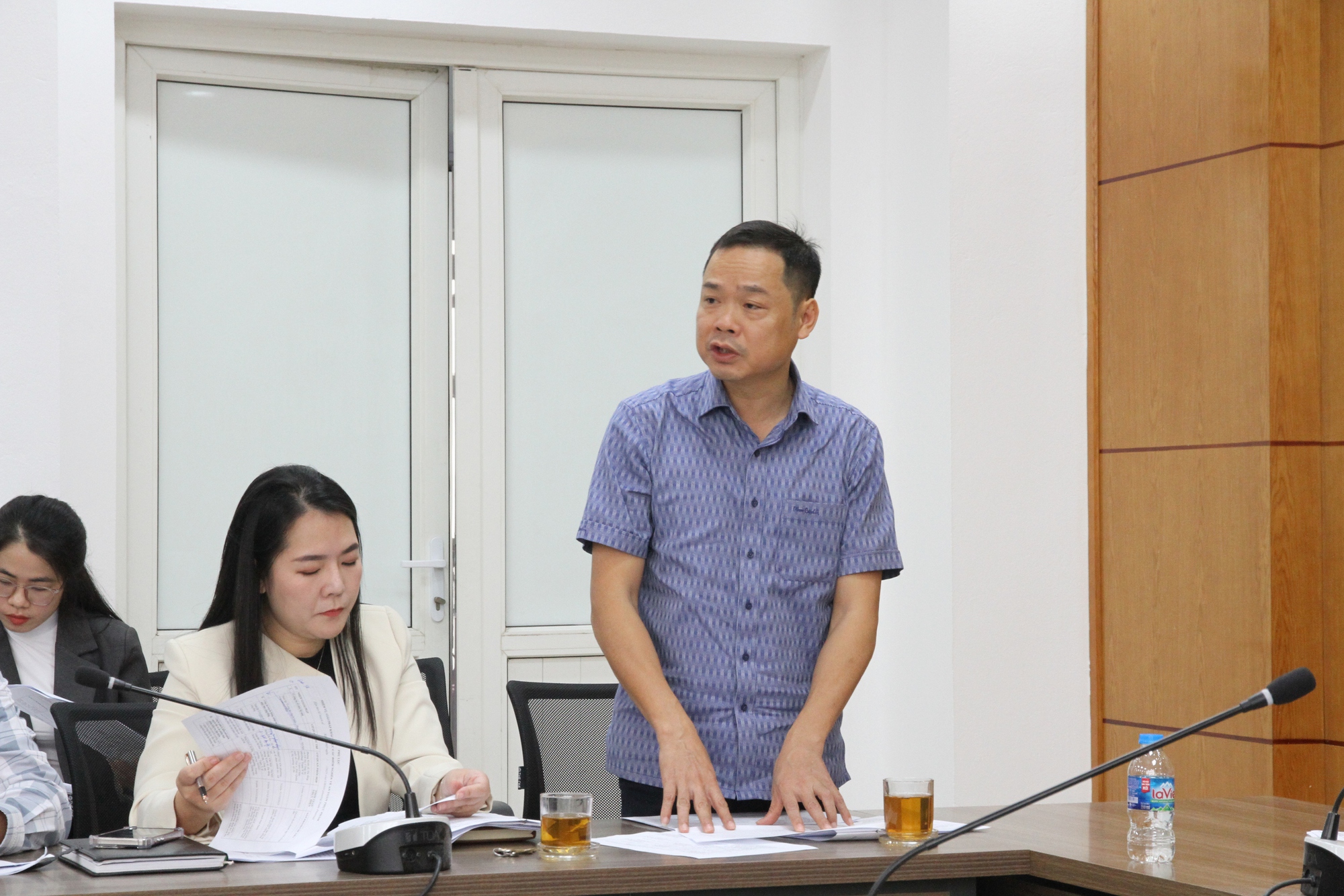 UBND phường Xuân Phương tổ chức Hội nghị khắc phục điểm nghẽn về trật tự đô thị và an toàn thực phẩm trên địa bàn- Ảnh 6.