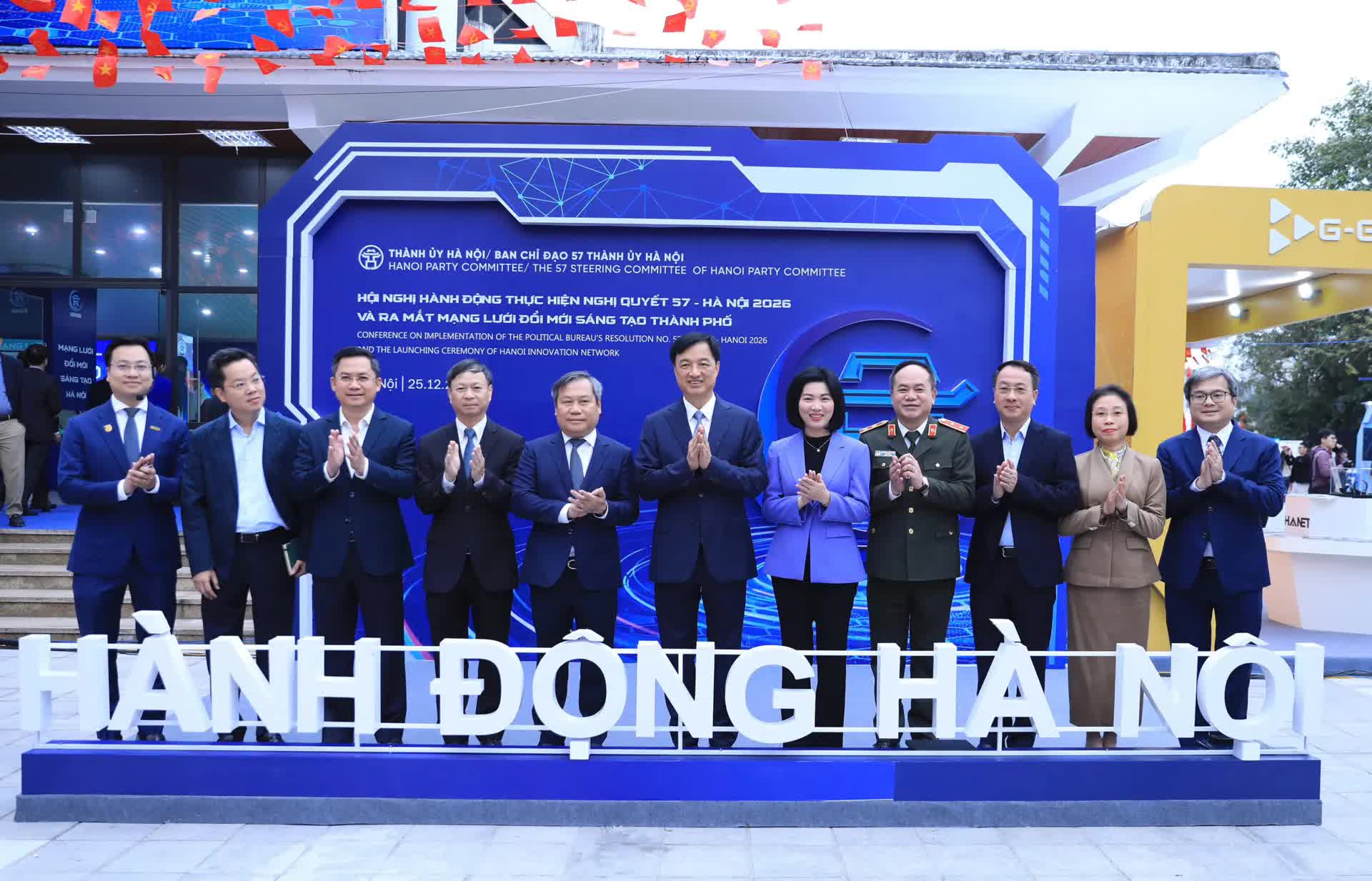 Bí thư Thành ủy Nguyễn Duy Ngọc tham quan không gian Triển lãm Mạng lưới đổi mới sáng tạo Hà Nội- Ảnh 7.