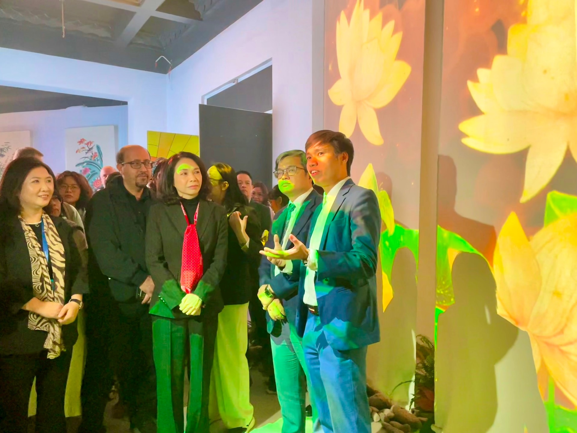 Ra mắt không gian triển lãm số “Hà Nội rạng rỡ - Ánh sáng và Di sản”- Ảnh 5.