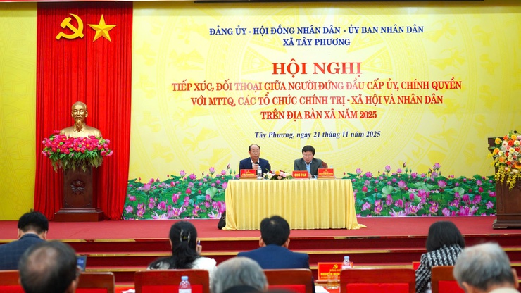 A group of people sitting at a table  AI-generated content may be incorrect.