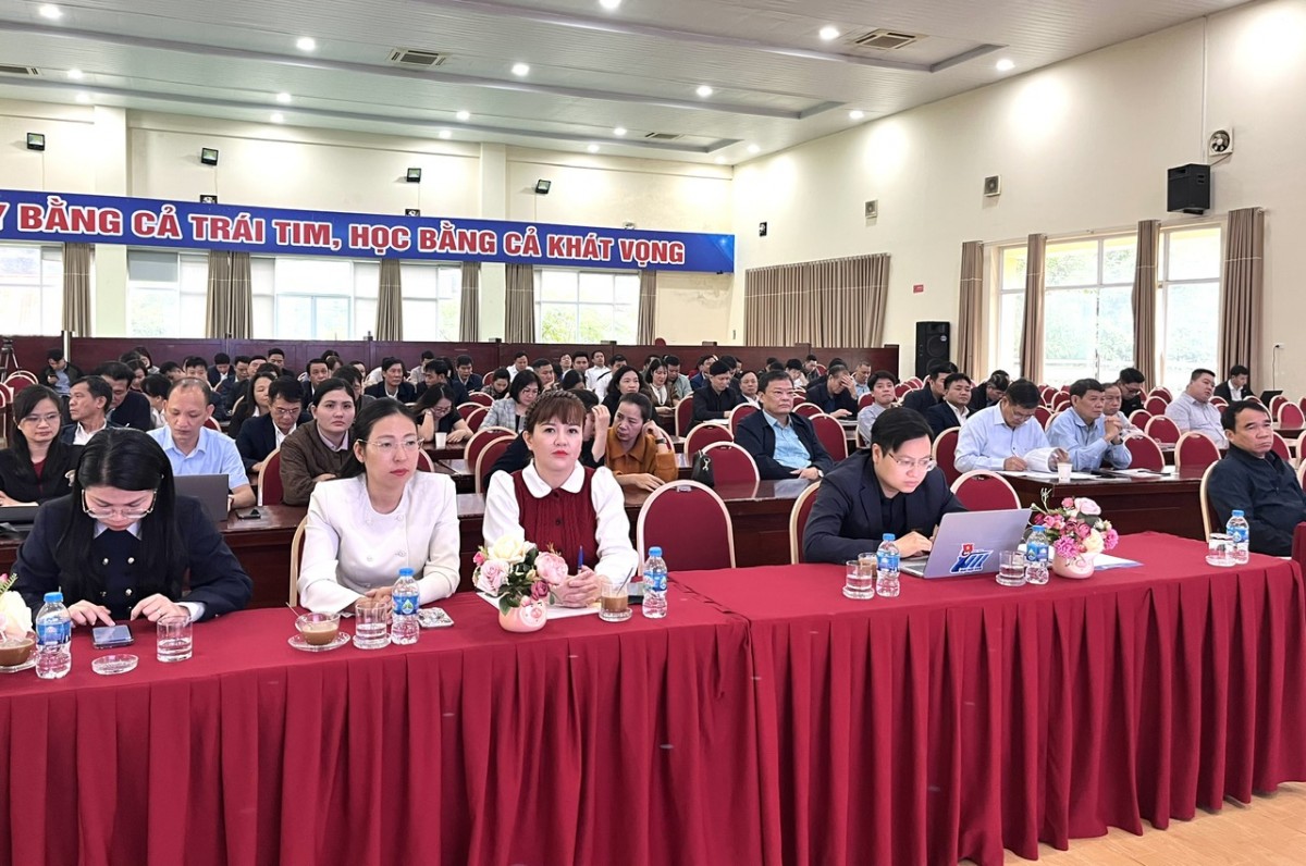 Thông tin tình hình thời sự trong nước và quốc tế cho đội ngũ cán bộ Mặt trận- Ảnh 1.