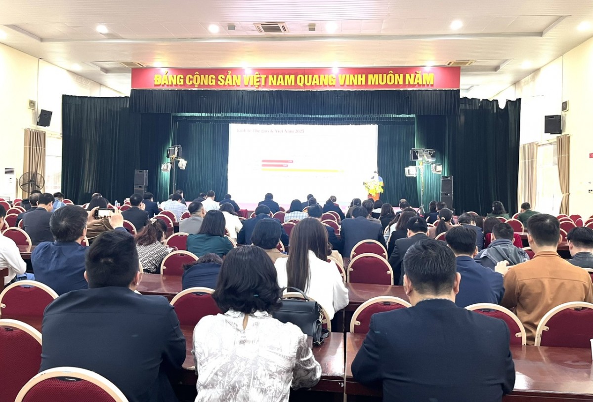 Thông tin tình hình thời sự trong nước và quốc tế cho đội ngũ cán bộ Mặt trận- Ảnh 2.