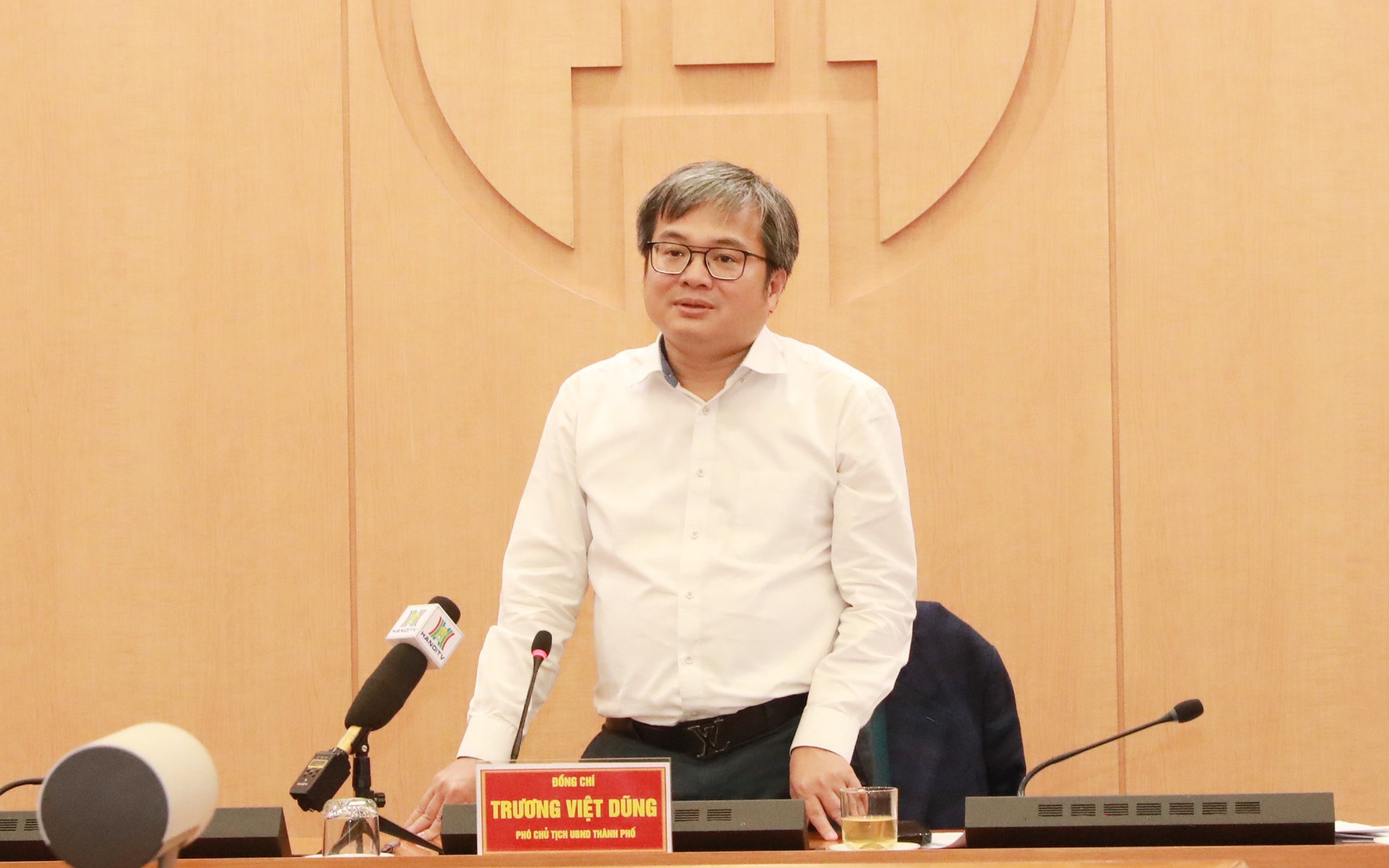 Phó Chủ tịch UBND Thành phố Trương Việt Dũng phát biểu tại buổi làm việc