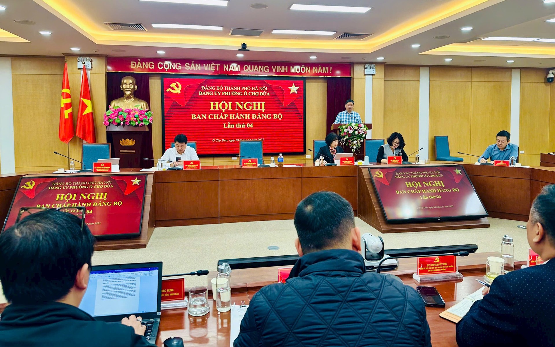 Konferensscen. Quang cảnh Hội nghị.