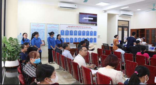 Phúc Thịnh: Nổi bật với những kết quả trong công tác
cải cách hành chính và chuyển đổi số năm 2025- Ảnh 4.