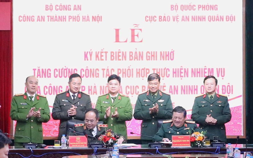 Thủ trưởng hai đơn vị ký kết Biên bản ghi nhớ về tăng cường công tác phối hợp thực hiện nhiệm vụ