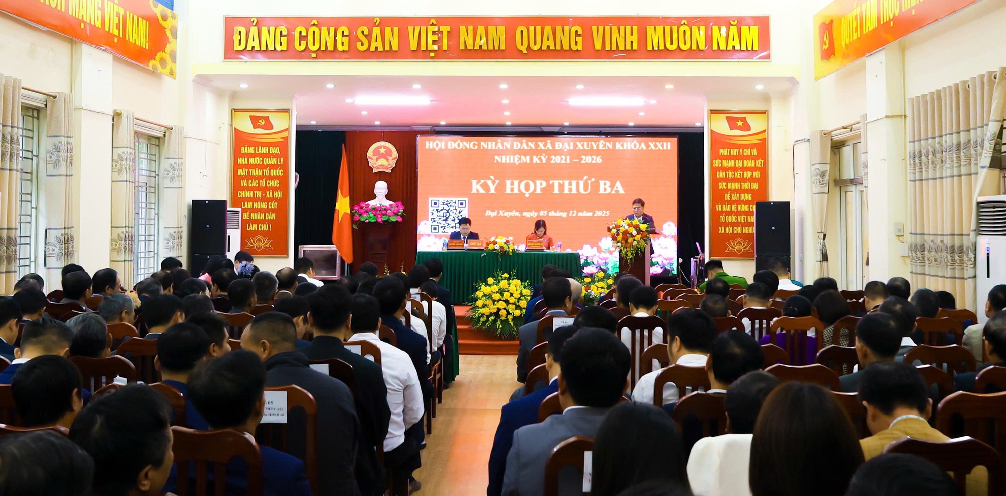 HĐND xã Đại Xuyên biểu quyết thông qua 8 dự thảo nghị quyết quan trọng- Ảnh 1.