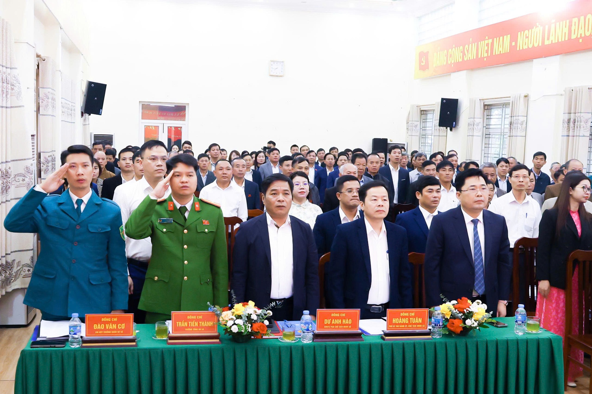 HĐND xã Đại Xuyên biểu quyết thông qua 8 dự thảo nghị quyết quan trọng- Ảnh 2.