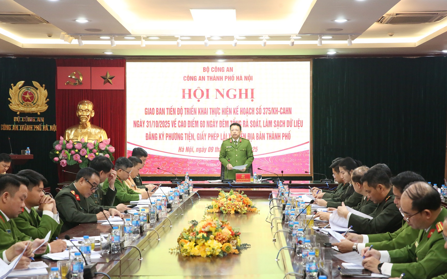 Thiếu tướng Nguyễn Hồng Ky - Phó Giám đốc Công an Thành phố phát biểu tại Hội nghị