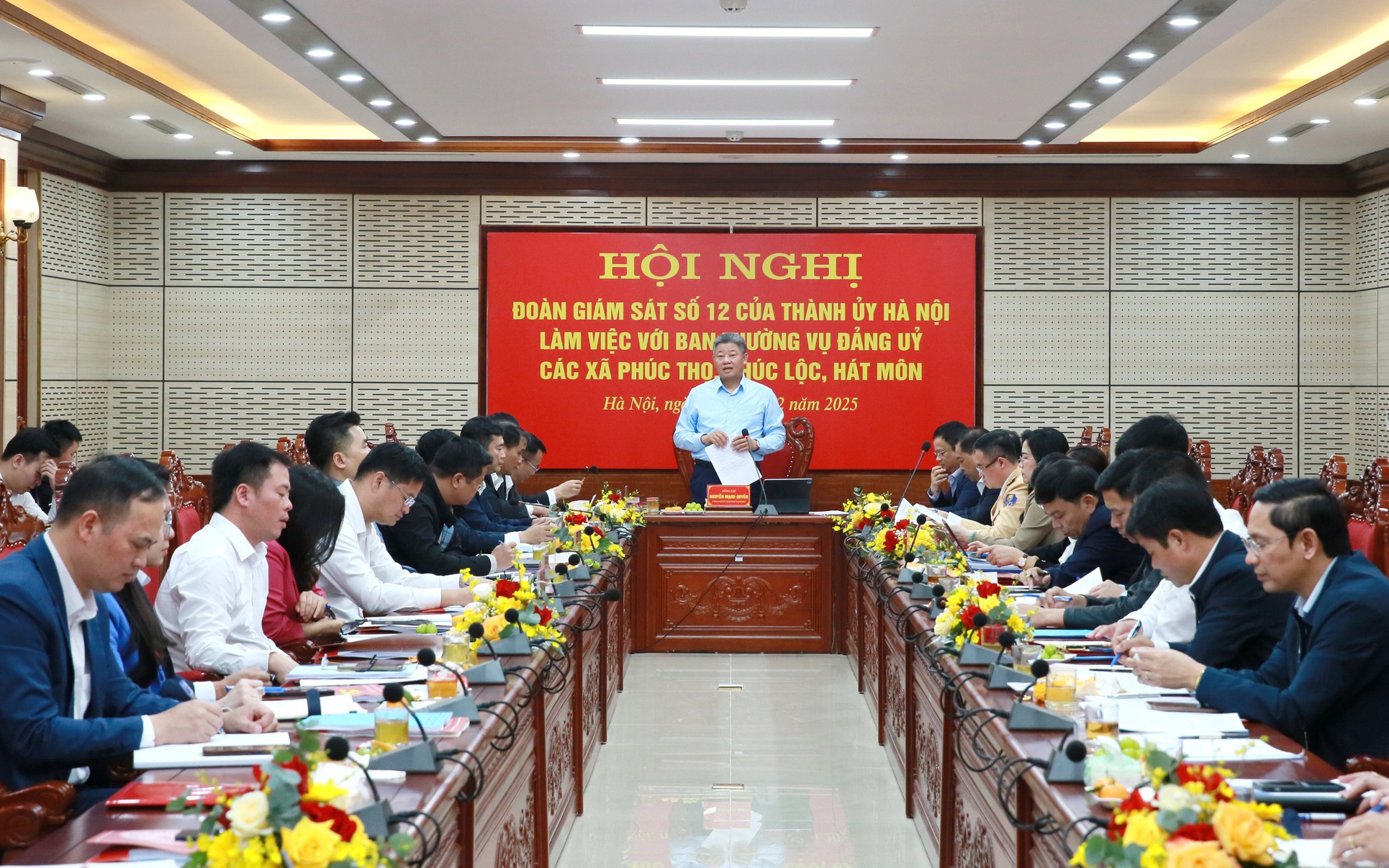 Phó Chủ tịch UBND Thành phố Nguyễn Mạnh Quyền phát biểu tại buổi làm việc