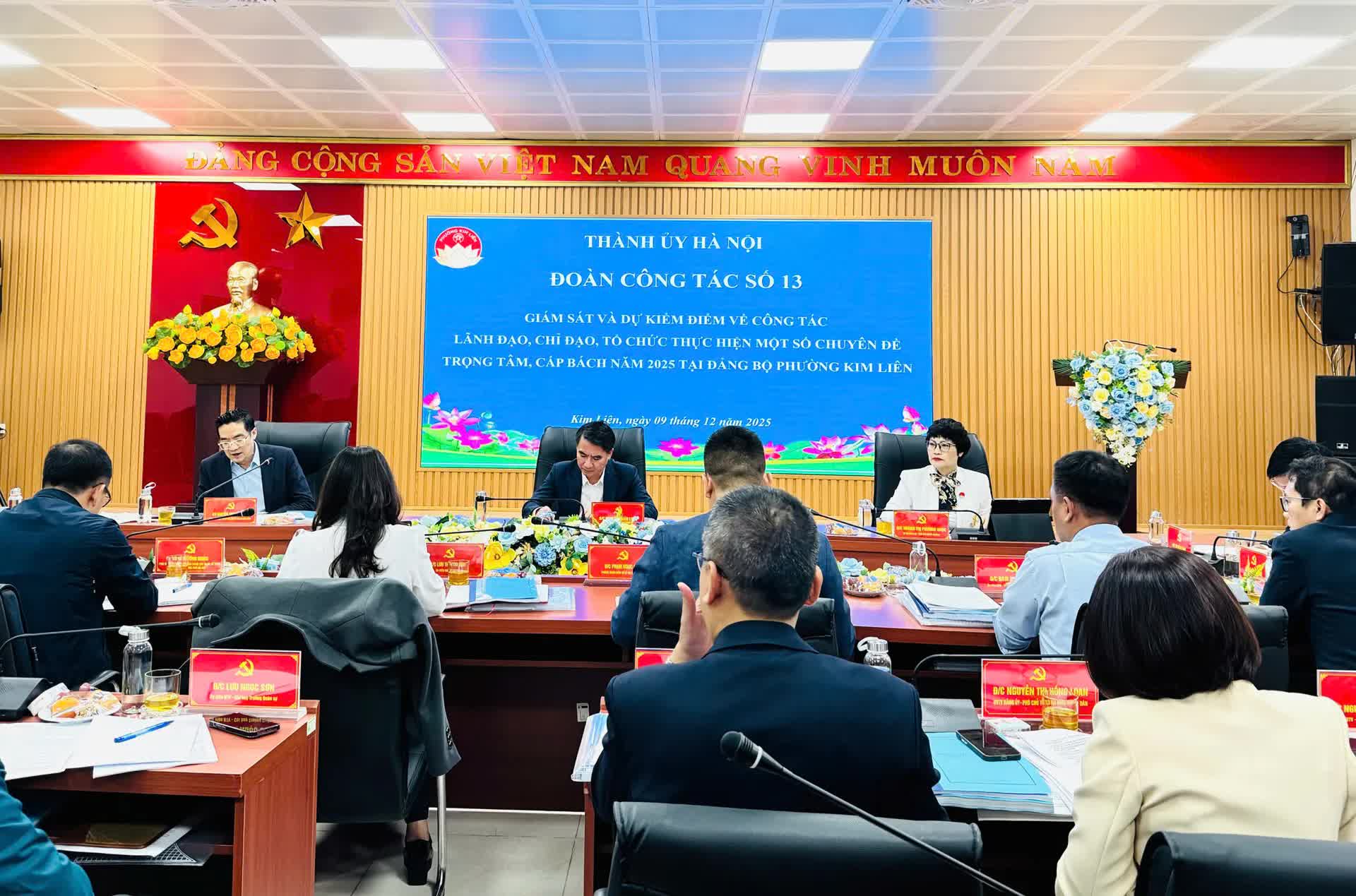 Kim Lien Ward committed to enhancing public services quality- Ảnh 2.