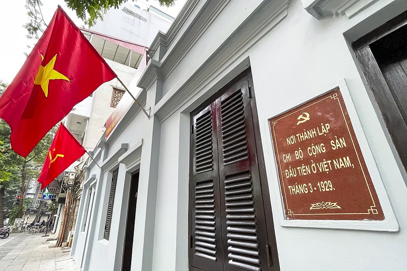 Hà Nội rực rỡ cờ hoa chào mừng 95 năm Ngày thành lập Đảng Cộng sản Việt Nam- Ảnh 8.