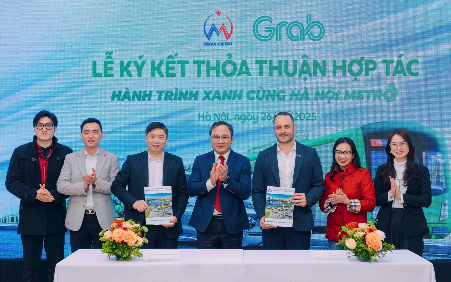 Hanoi Metro và Grab Việt Nam ký kết thỏa thuận hợp tác