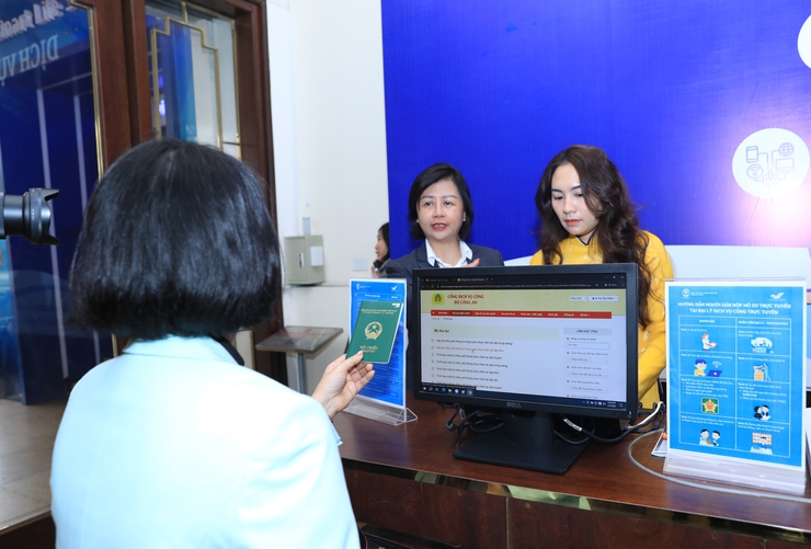 Trung tâm Phục vụ hành chính công Thành phố triển khai giai đoạn 2 mô hình Đại lý Dịch vụ công trực tuyến- Ảnh 1.