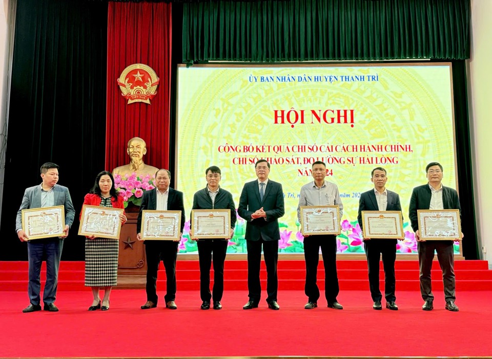Thanh Trì: Chỉ số CCHC của các phòng chuyên môn, xã, thị trấn đều đạt trên 90%- Ảnh 4.