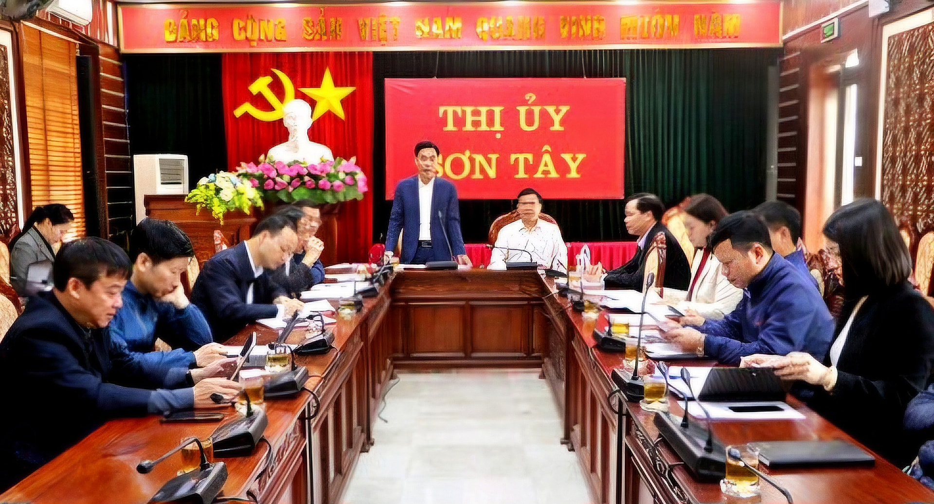 Thị xã Sơn Tây điều chỉnh Kế hoạch đầu tư công trung hạn 5 năm 2021-2025- Ảnh 1.