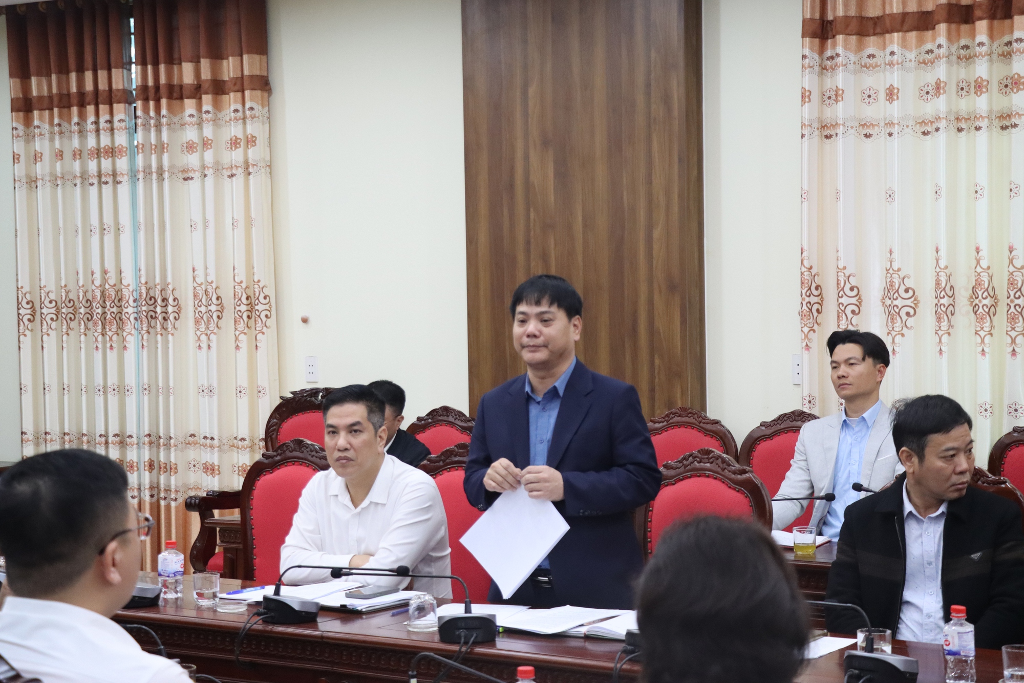 Phú Xuyên giao ban công tác Cải cách hành chính, Chuyển đổi số và thực hiện Đề án 06- Ảnh 2.