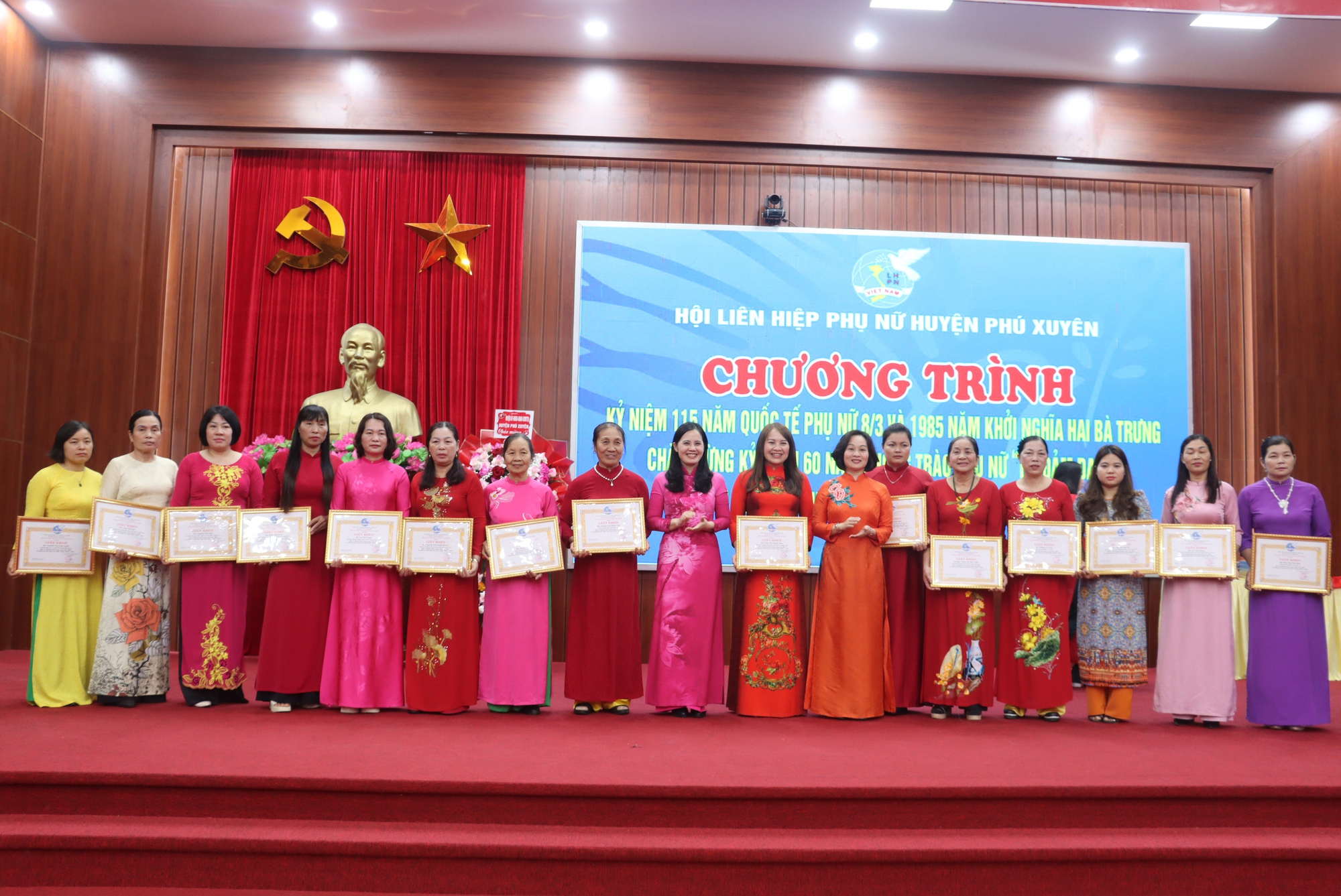 Hội Liên hiệp phụ nữ huyện Phú Xuyên lan tỏa phong trào thi đua yêu nước, các cuộc vận động- Ảnh 7.