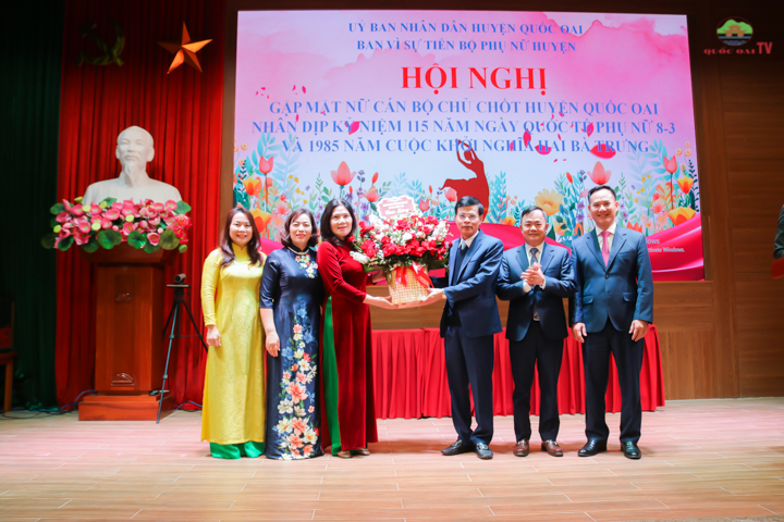 Phụ nữ huyện Quốc Oai phát huy truyền thống “Anh hùng - Bất khuất - Trung hậu -  Đảm đang”- Ảnh 1.