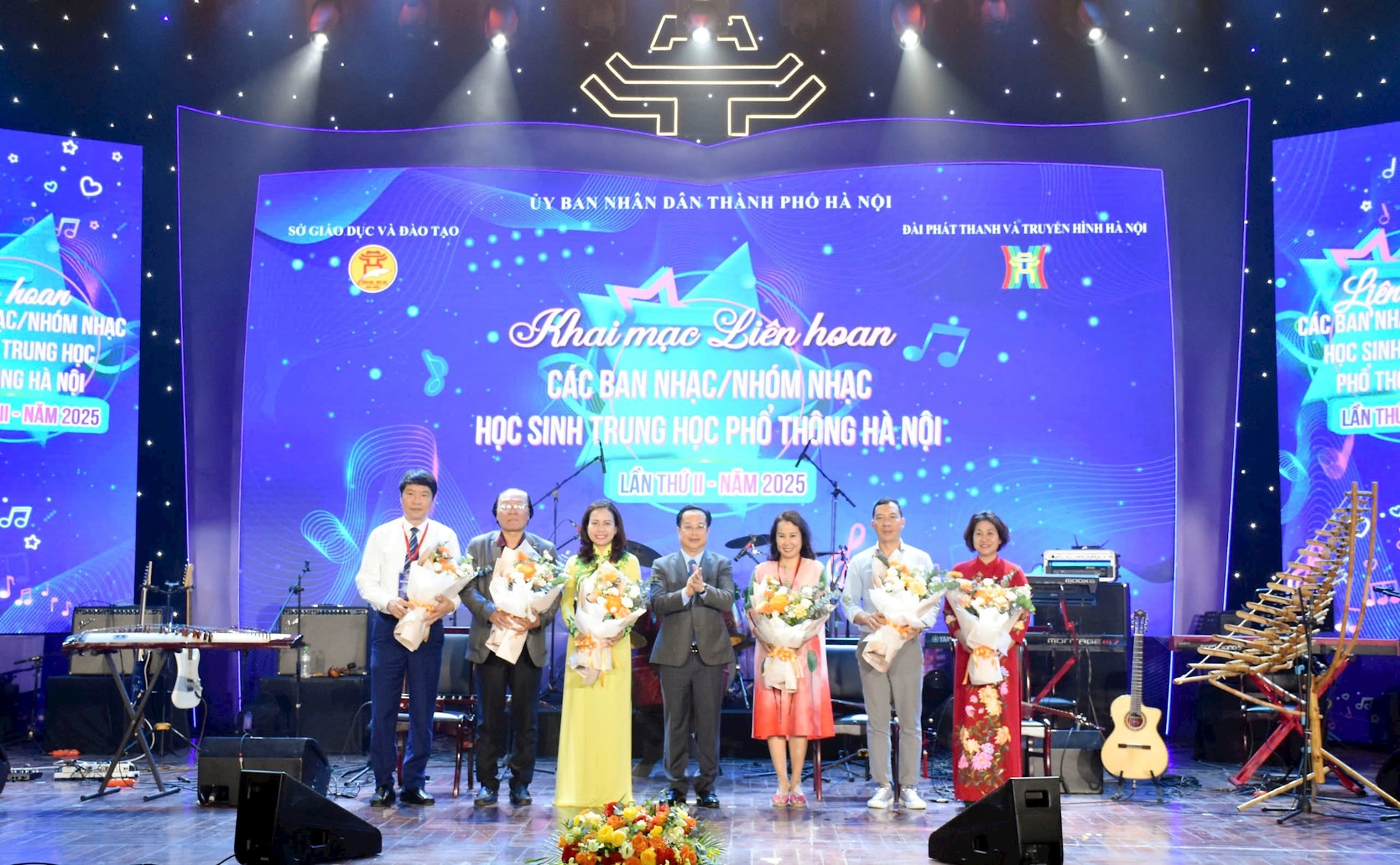 Sôi động Liên hoan các ban nhạc/nhóm nhạc học sinh THPT Thành phố lần thứ II, năm 2025- Ảnh 1.